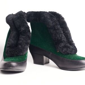 Vintage Reproduction Green Velvet Alpen Winter Boots